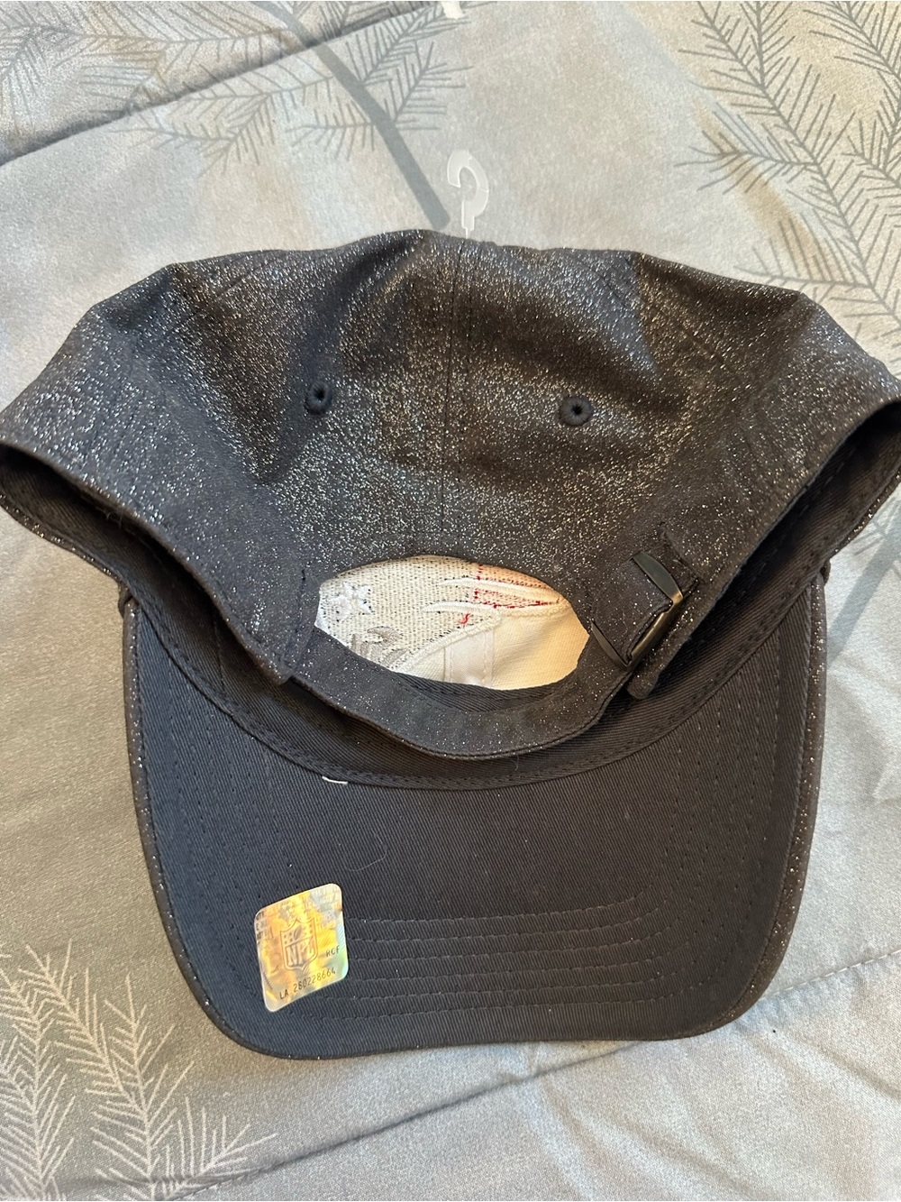 NWTS NFL Womens New England Patriots White & Navy Logo Cap Glitter OS - Picture 9 of 10